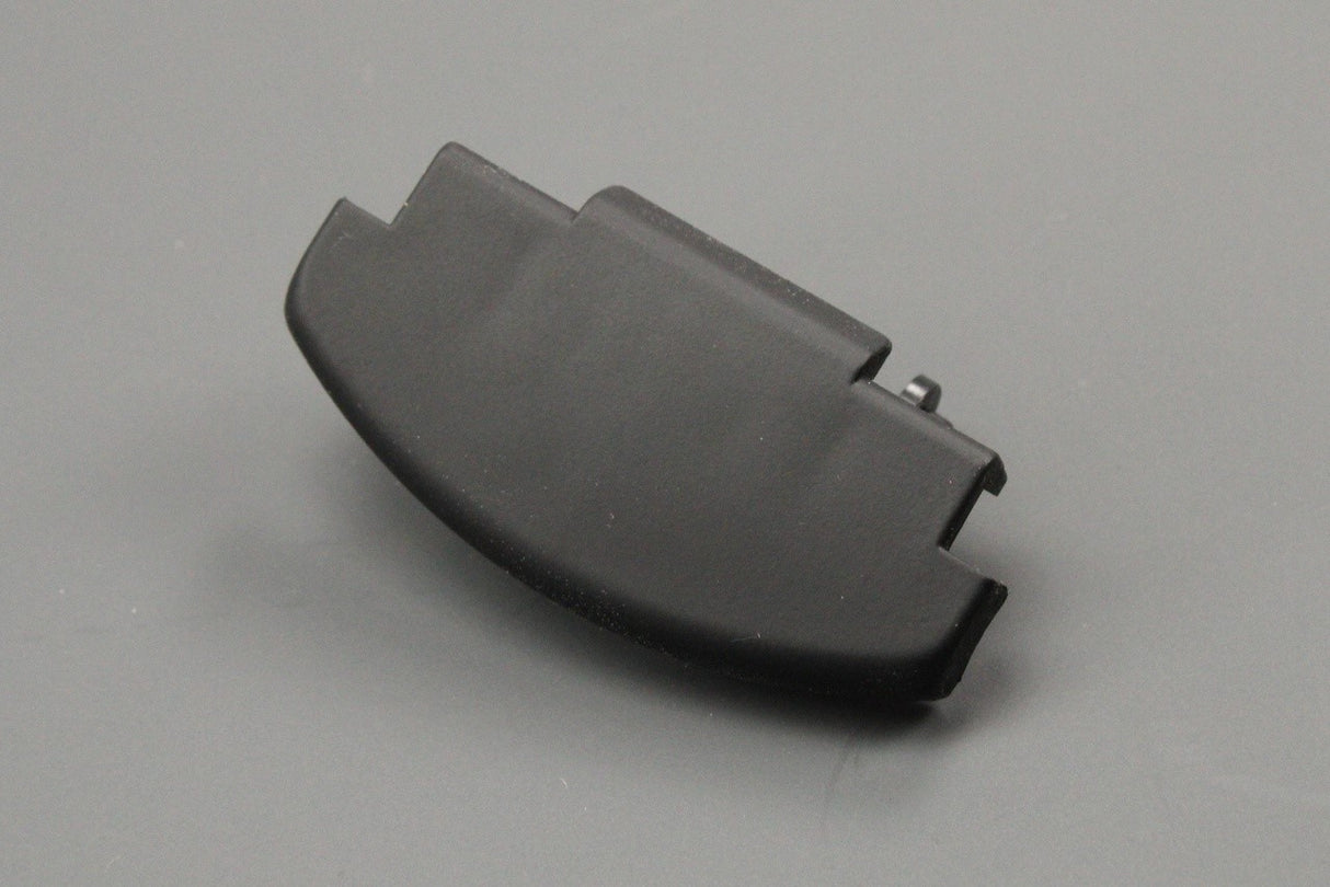 VW Beetle Polo 6R armrest upper lid release button 3B0868445 A94