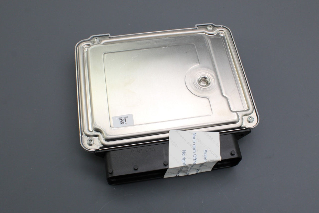 Audi A6 2011-2014 2.0 TDI engine control unit (CGLC) 03L906018LB