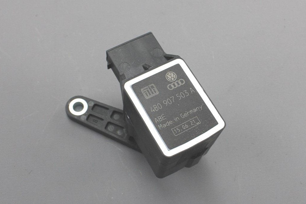 VW Golf MK4 Audi A6 TT Superb headlight level sensor (front) 4B0907503A