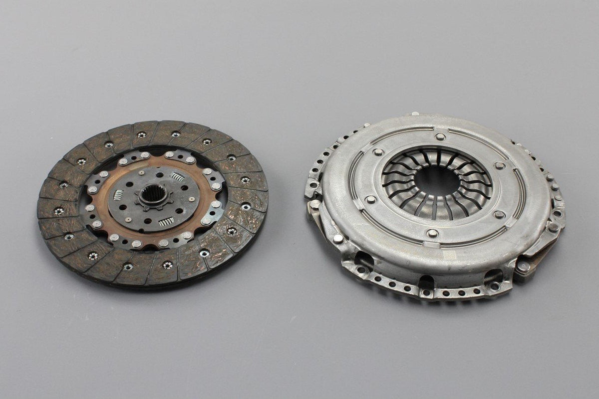 VW Golf MK7.5 Audi TT Skoda Octavia 2.0 TFSI Clutch kit SACHS 06K141015M, view 1