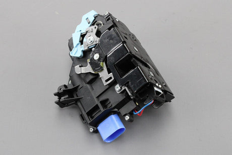 VW Golf MK5 Caddy Skoda Octavia Front door lock RHD (right) 3D2837016S