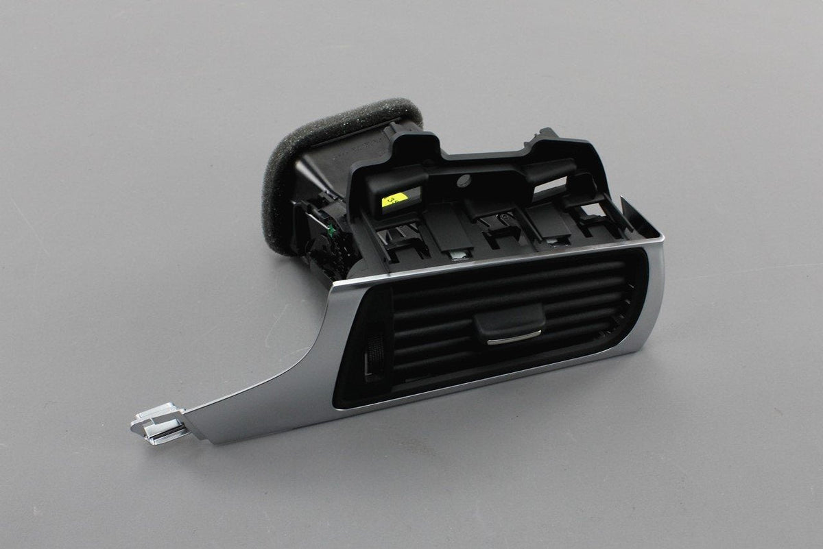 Audi A6 RS6 A7 RS7 2011-18 dashboard air vent RHD (right) 4G2820902C 6PS, view 1