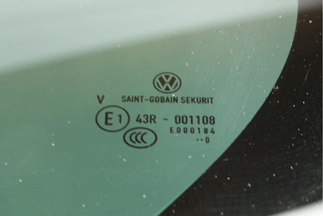 VW Golf MK7 MK7.5 rear fixed door window glass (left) 5G6845213C