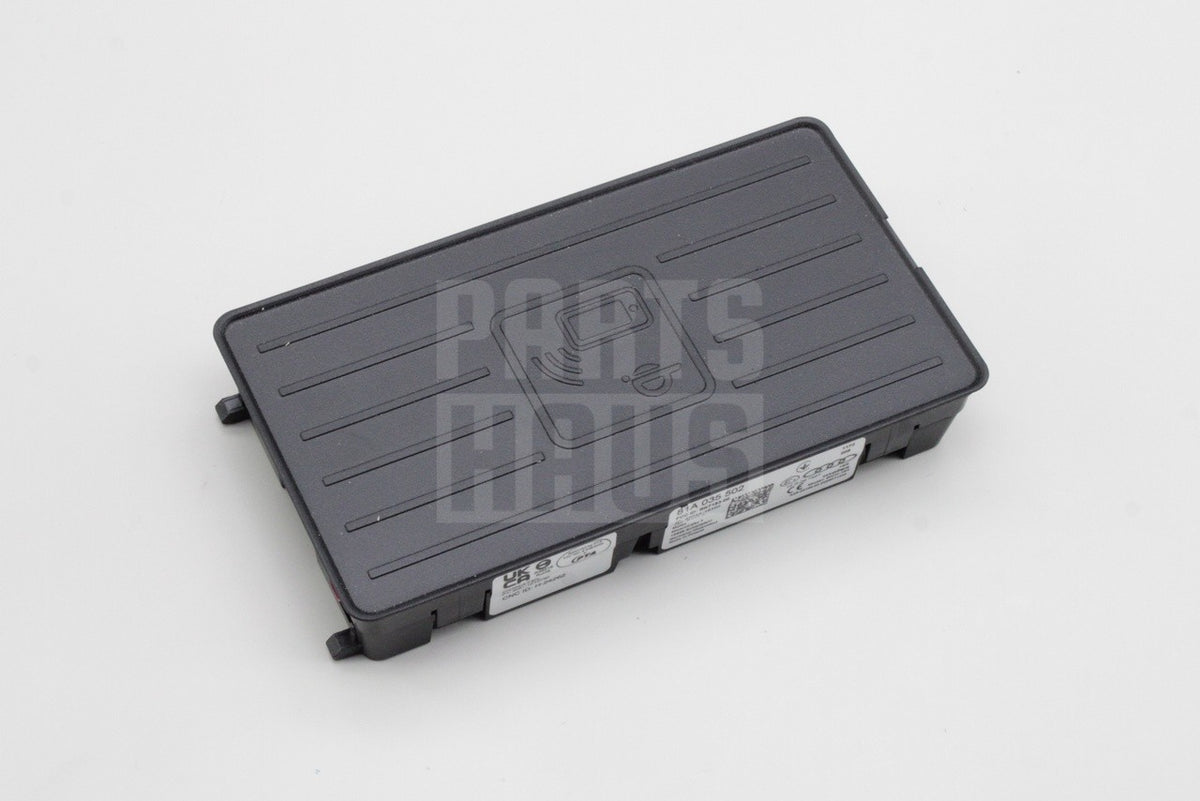 Audi Q2 TT RS3 R8 A3 S3 TTRS wireless phone charging module 81A035502