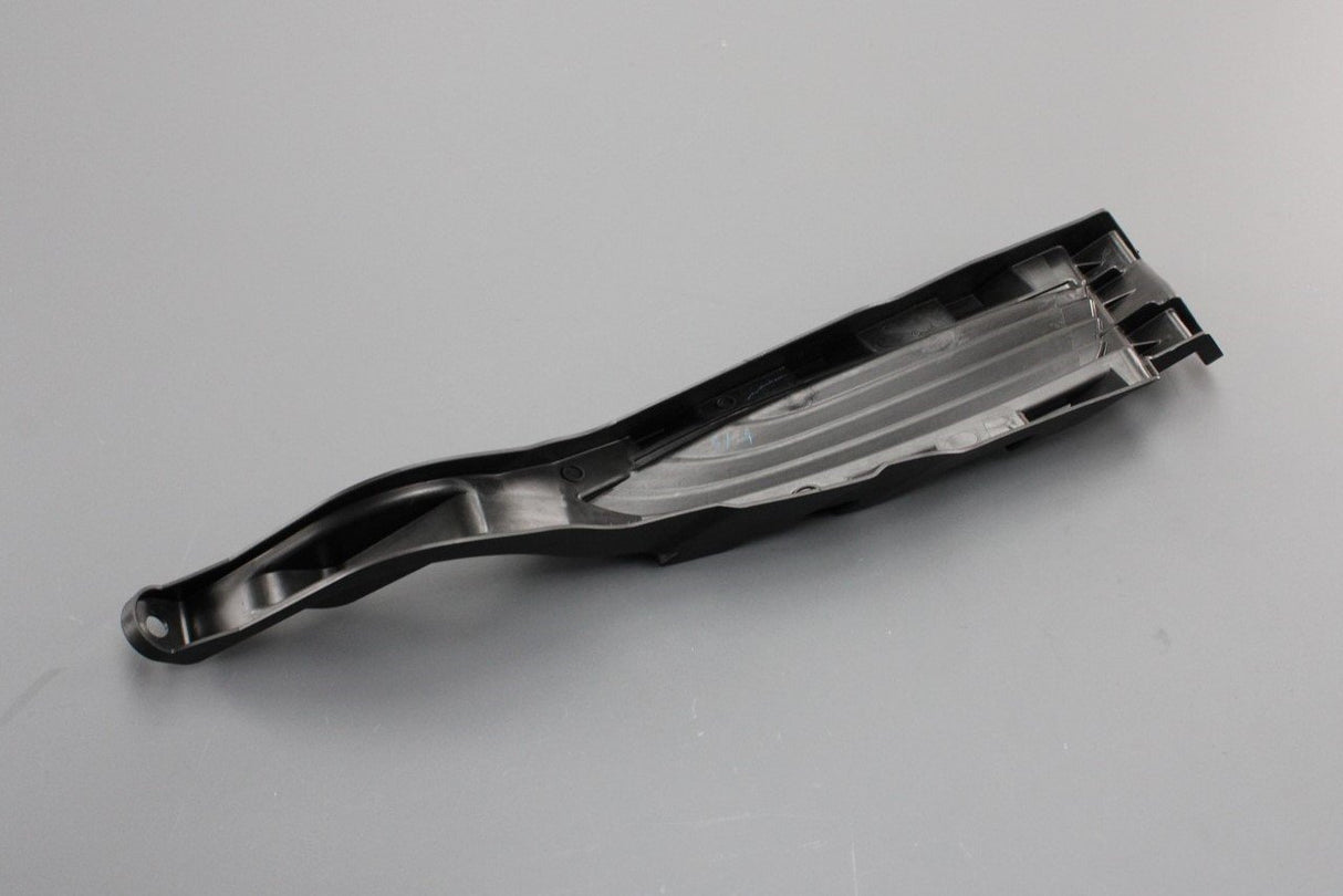 Toyota Lexus front bumper cover (right) 52437-78010