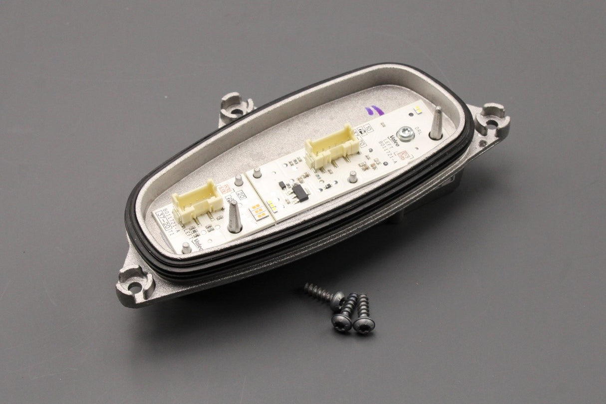 Audi Q2 2017-on LED DRL & indicator module (front left) 81A998473