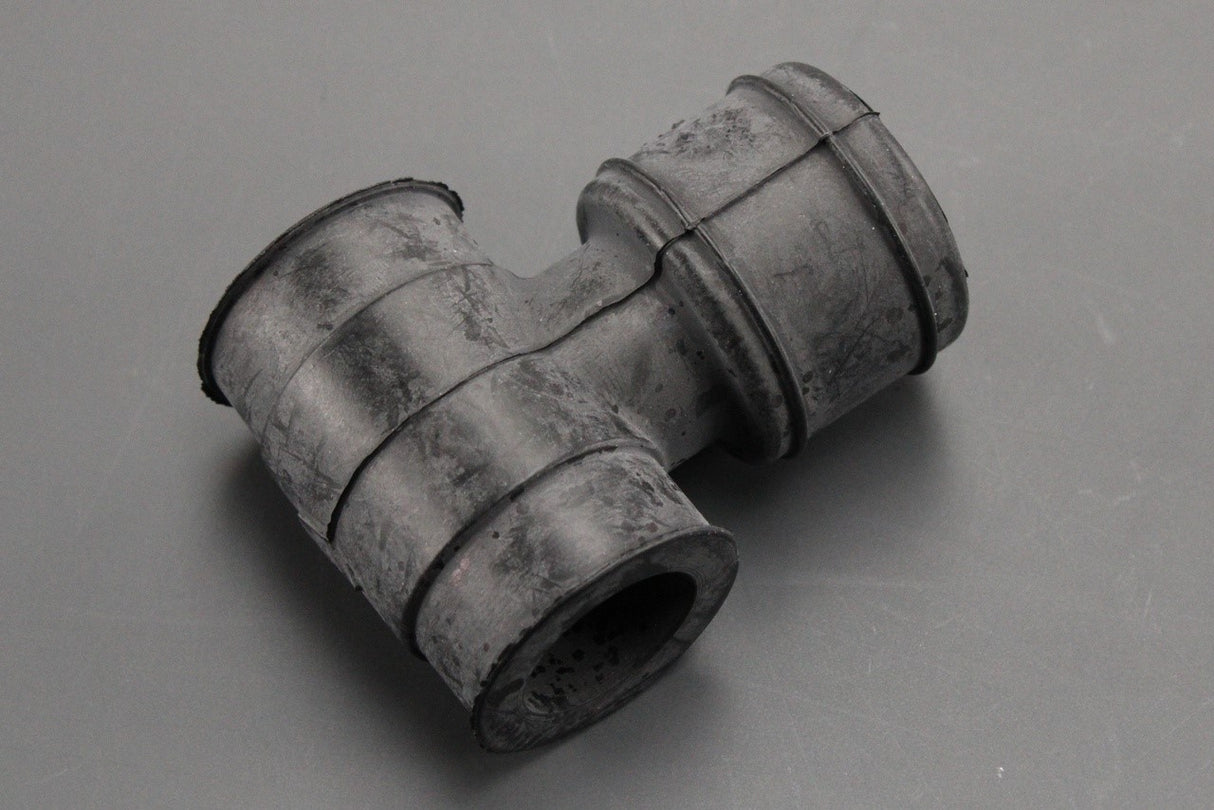 VW Audi Skoda SEAT 1.8T crankcase breather hose piece 06A103247