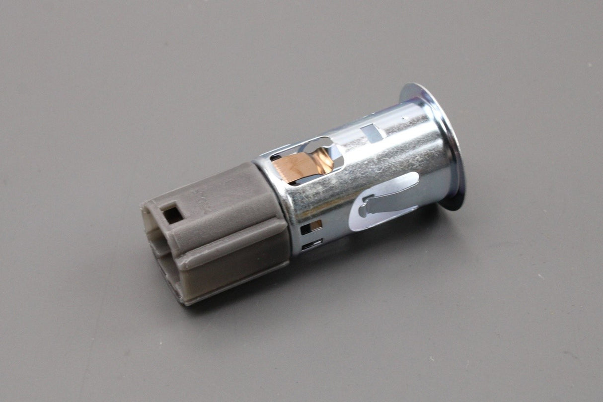 Audi A3 A6 A7 Q3 TT R8 RS3 RS7 RSQ3 TTRS 2011-on 12v socket 4G0919309A