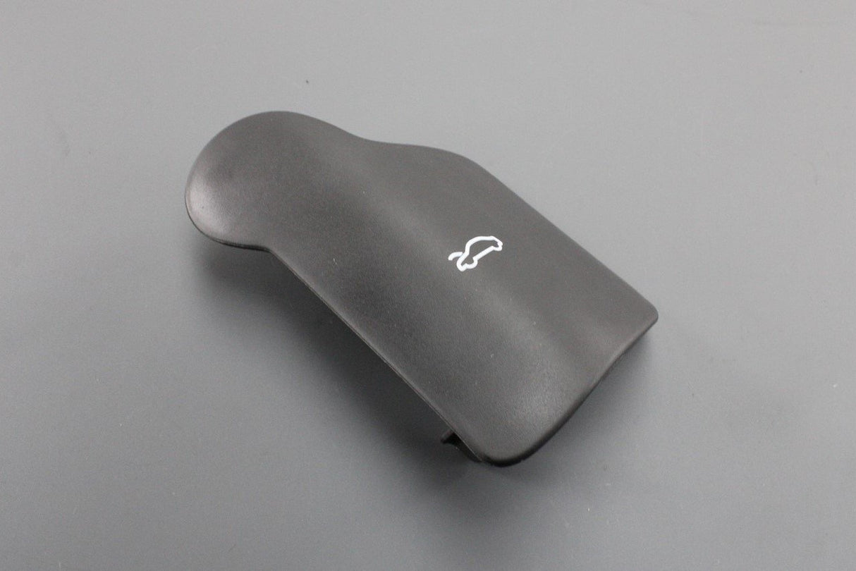 Audi A3 S3 8V 13-20 A4 A5 A6 A7 Q5 bonnet release handle 8T2823533C 4PK