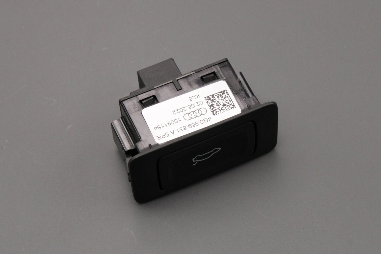 Audi A4 A6 A7 A8 Q3 Q5 Q7 RS4 RS6 RS7 07-18 boot lock switch 4G0959831A 5PR