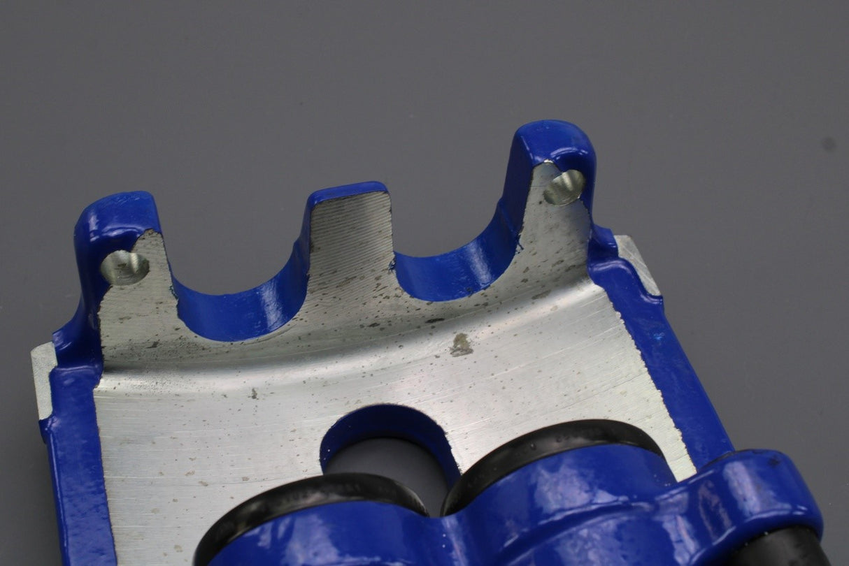 VW Golf MK4 R32 2003-2006 front blue brake caliper (right) 1J0615124E