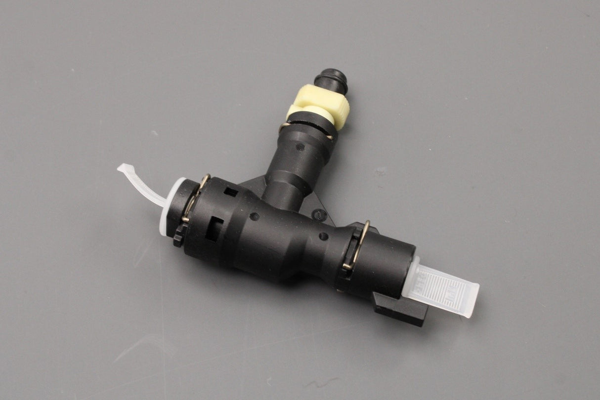 VW Crafter 2017-on clutch bleeder pipe assembly (4 motion) 2N0721468
