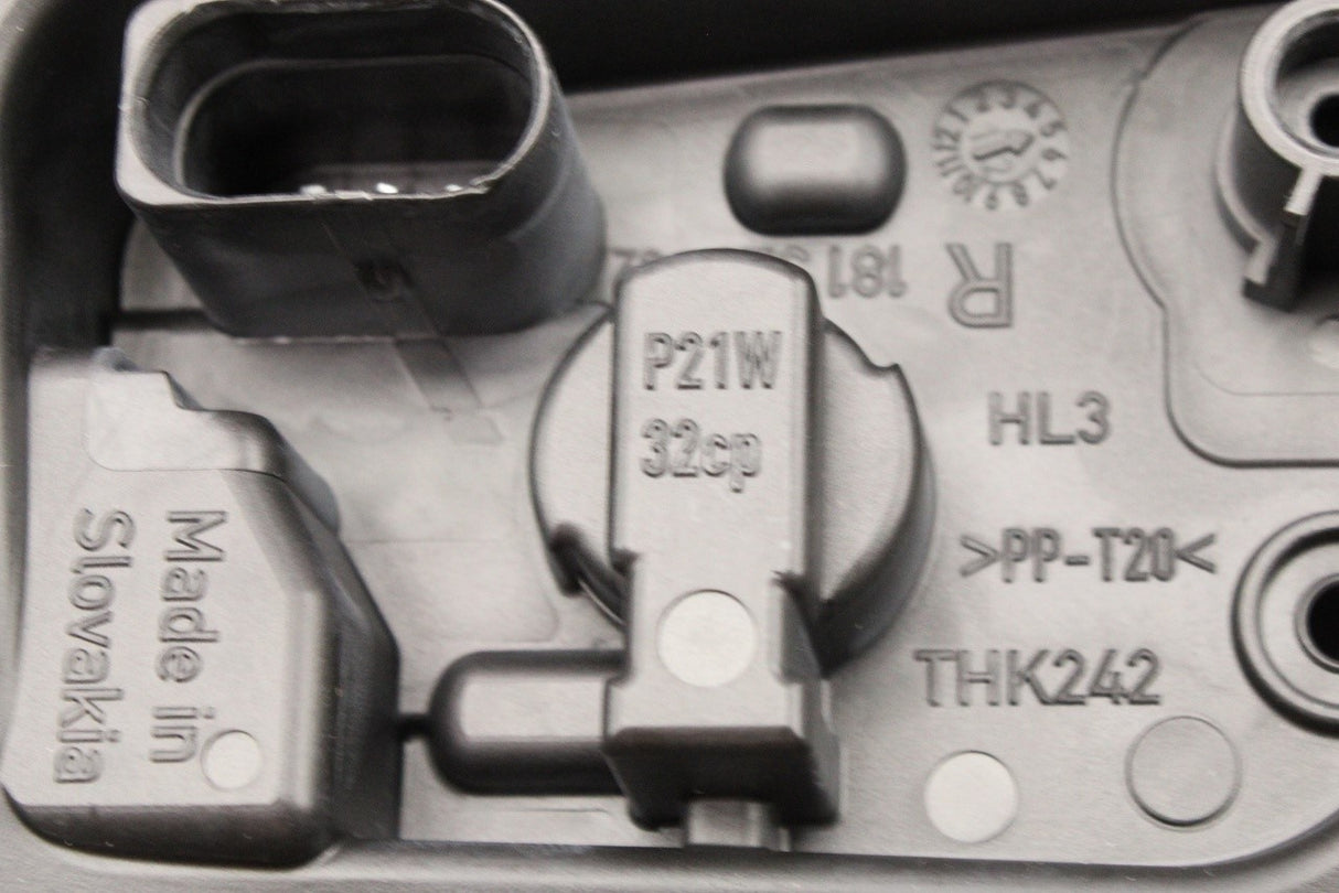 Audi A4 S4 13-15 tail light bulb holder (rear outer right) 8K5945258G