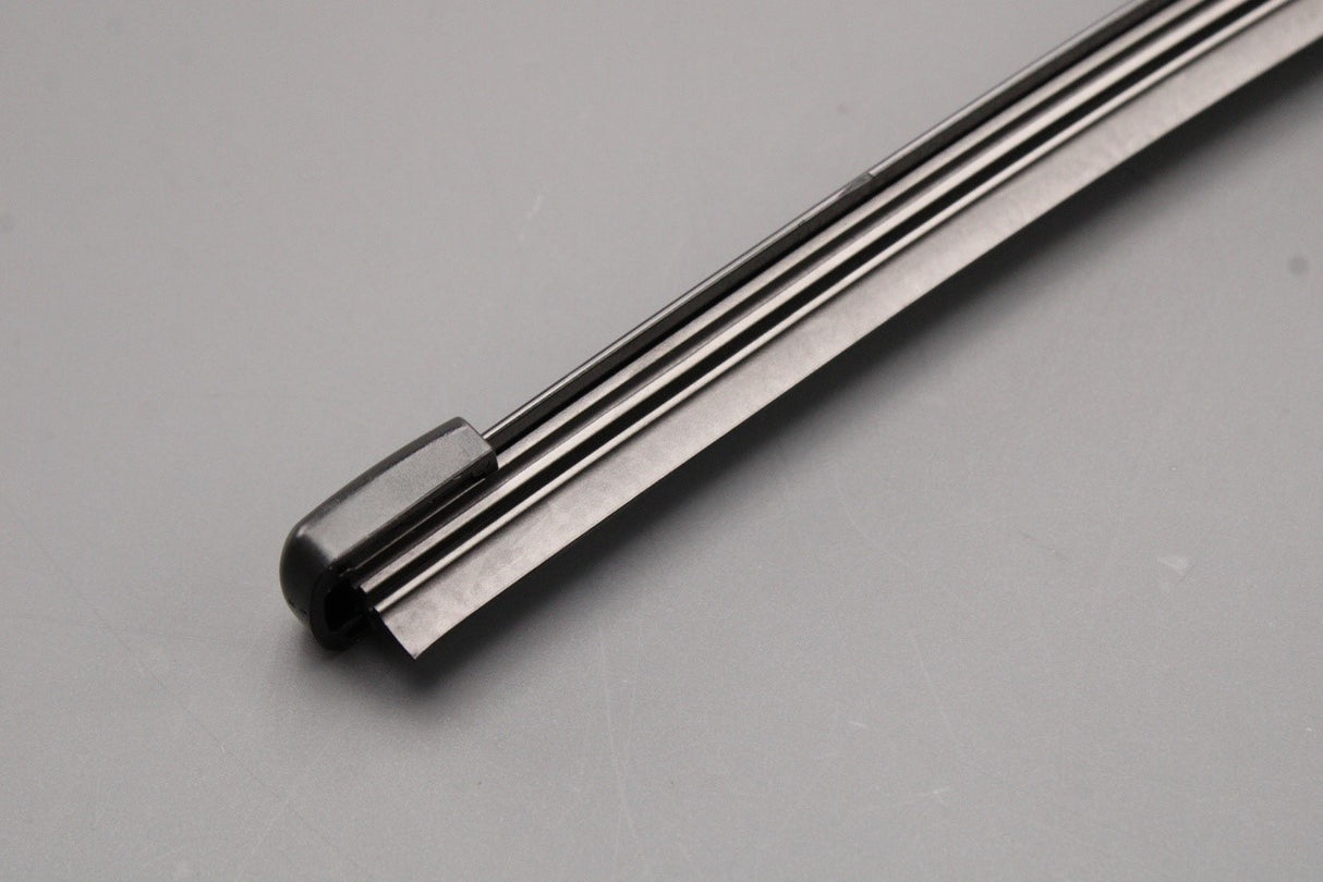 Audi Q7 2016-on rear wiper blade 4M0955425B