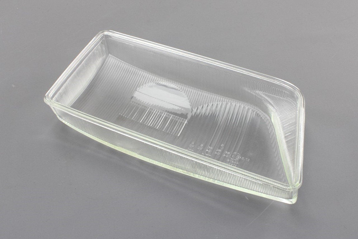 Audi A6 S6 1995-97 Headlamp / light lens glass (left) 4A0941115J