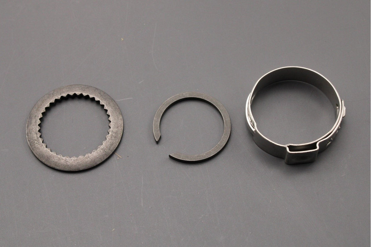 Audi A4 A5 S4 S5 RS5 2016-25 inner drive shaft boot kit (rear) 8W0598201