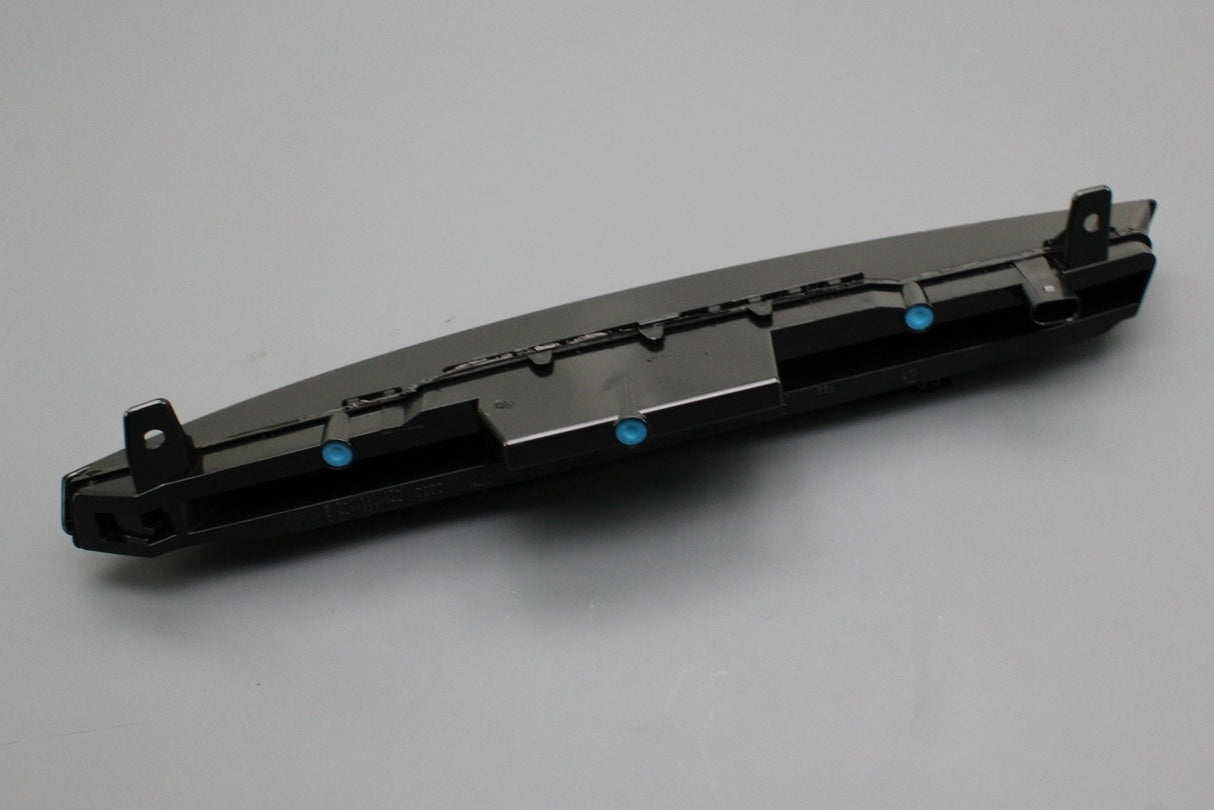 Audi Q7 2010-2015 LED turn signal indicator (front right) 4L0953042D