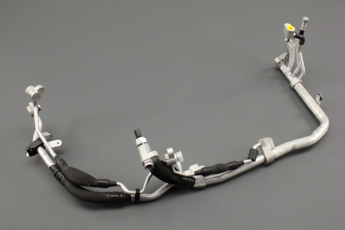 Audi e-tron GT 2021-on RHD air conditioning pipe 9JA816112F, view 1