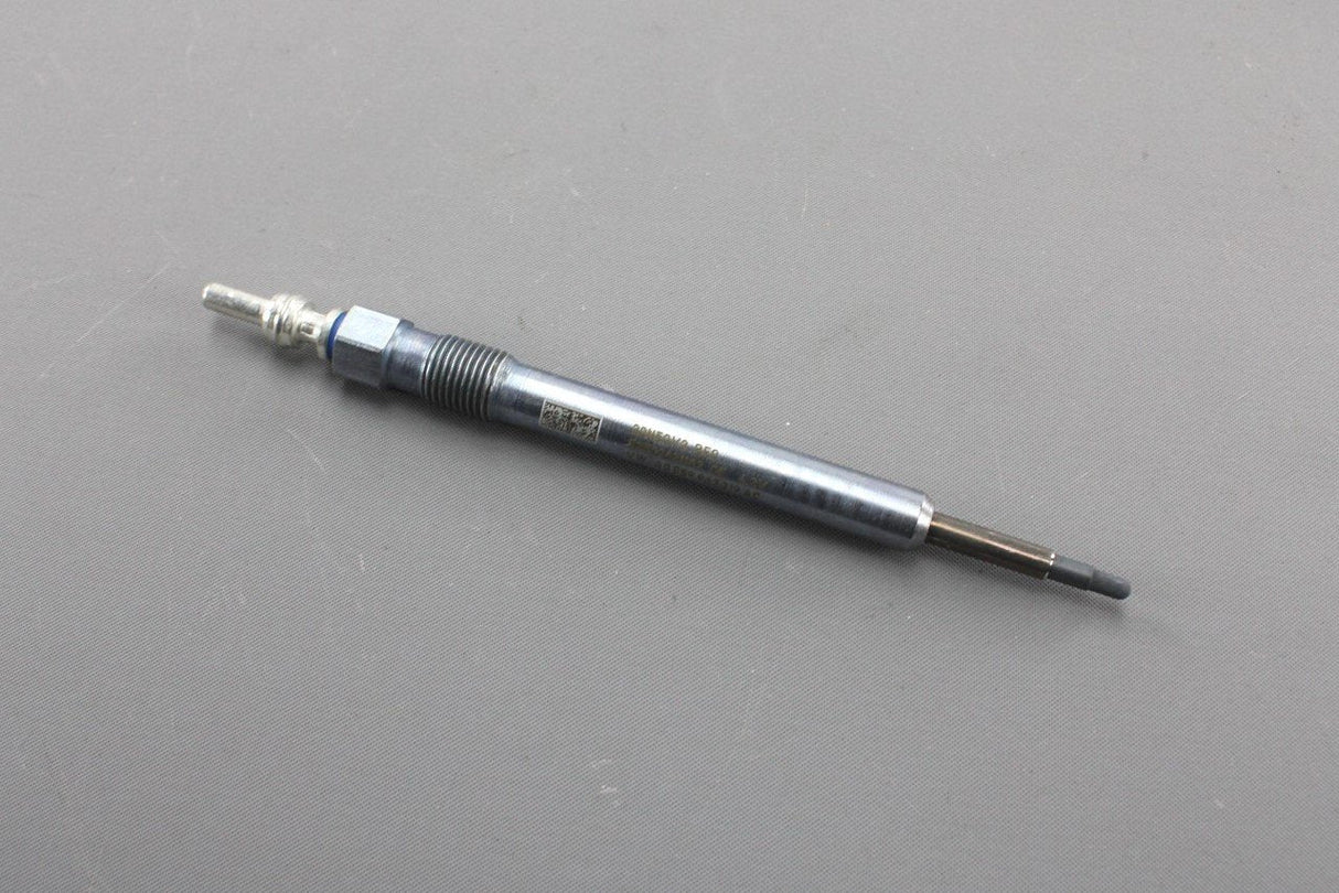 Audi A4 A5 A6 A7 A8 Q5 Q7 Q8 glow plug for 3.0 TDI (x1) 059963319AC