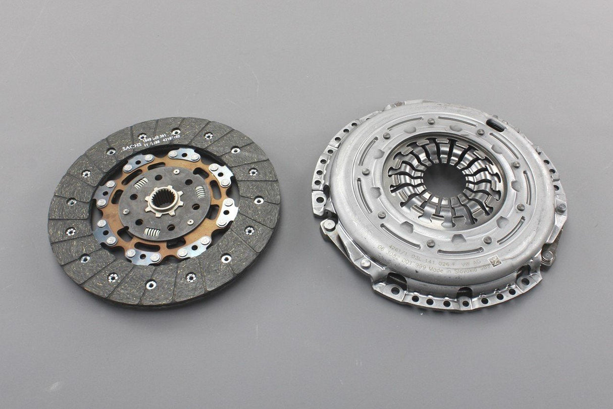 VW Audi Skoda SEAT 2.0 TDI 6-speed manual clutch kit (240mm) 03L141018G