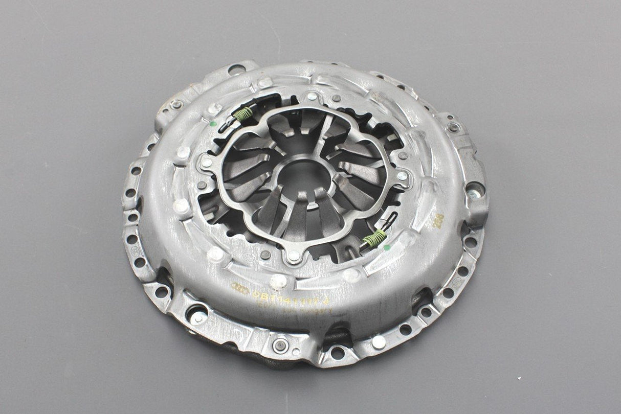 Audi A4 A5 A6 Q5 diesel 6-speed clutch pressure plate (240mm) 0B1141117J
