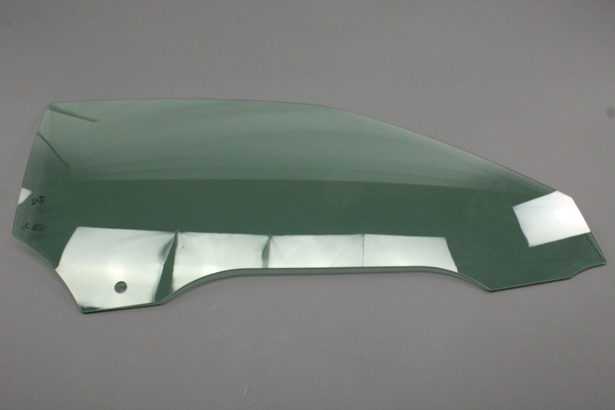 Audi A5 Cabriolet 2017-on front door window glass (right) 8W7845202