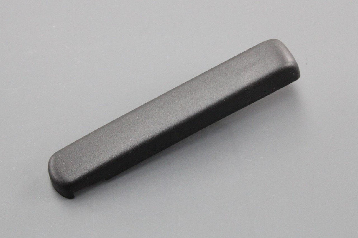 Audi Q7 Q8 RSQ8 2016- seat rail cover cap (rear) 4M0881345A 4PK