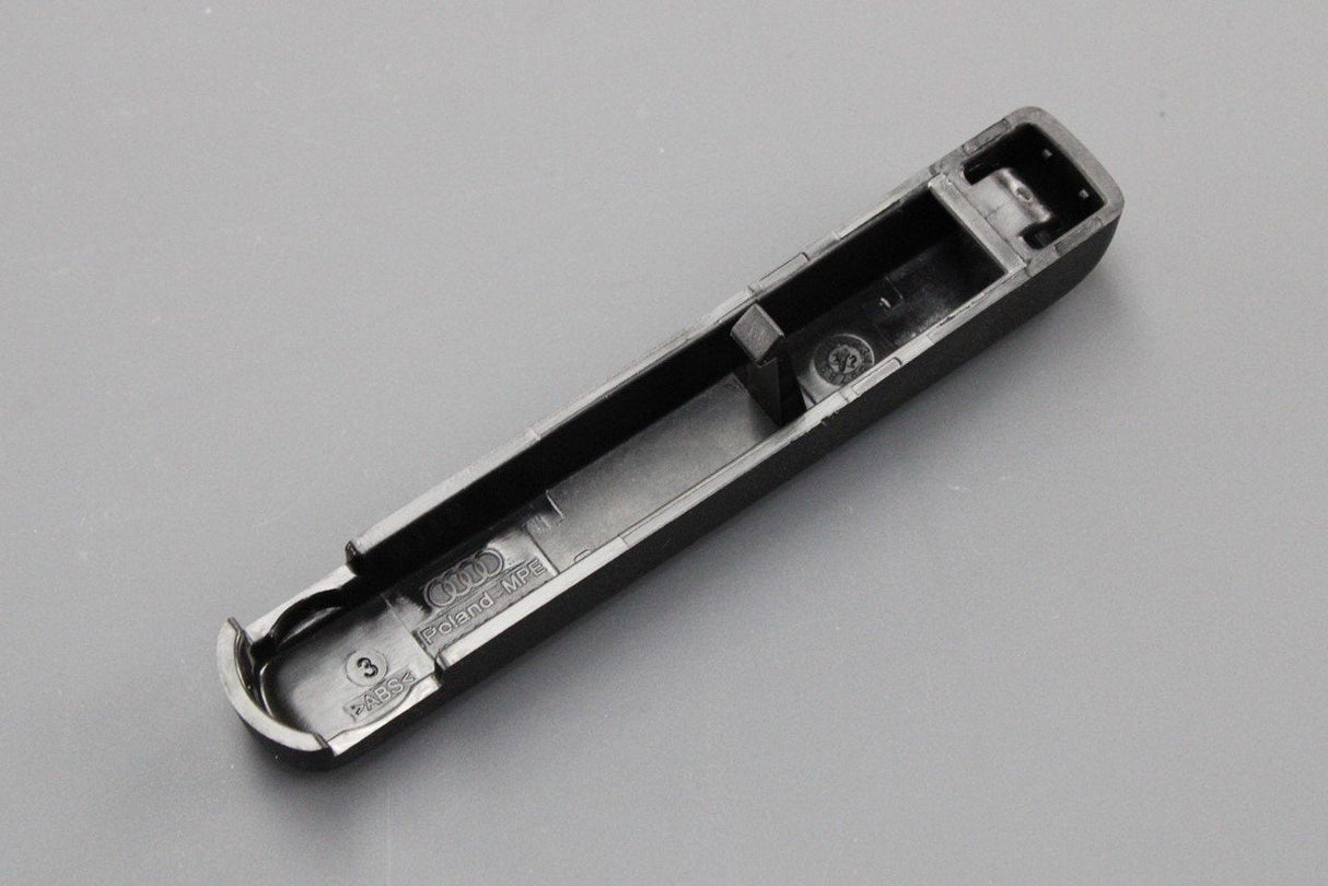Audi Q7 Q8 RSQ8 2016- seat rail cover cap (rear) 4M0881345A 4PK