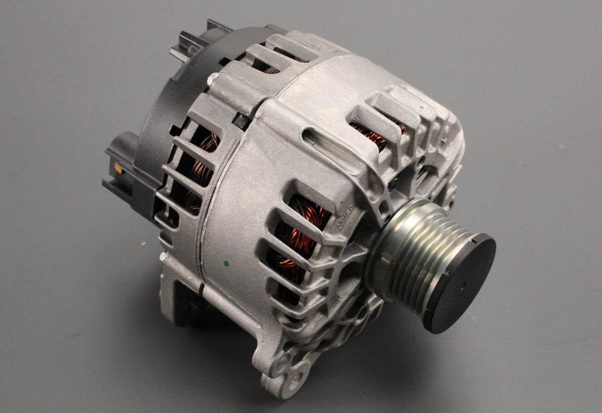 VW Crafter Audi A3 Skoda SEAT 12-on 180A alternator (2.0 TDI) 03L903024L, view 1