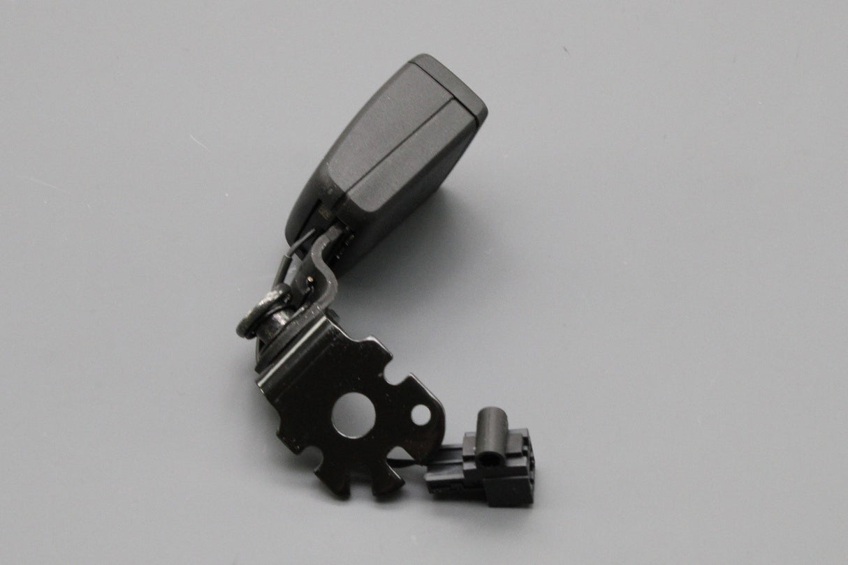 Audi A4 A5 RS4 RS5 2016-2025 seat belt latch (rear right) 8W0857740D MNB