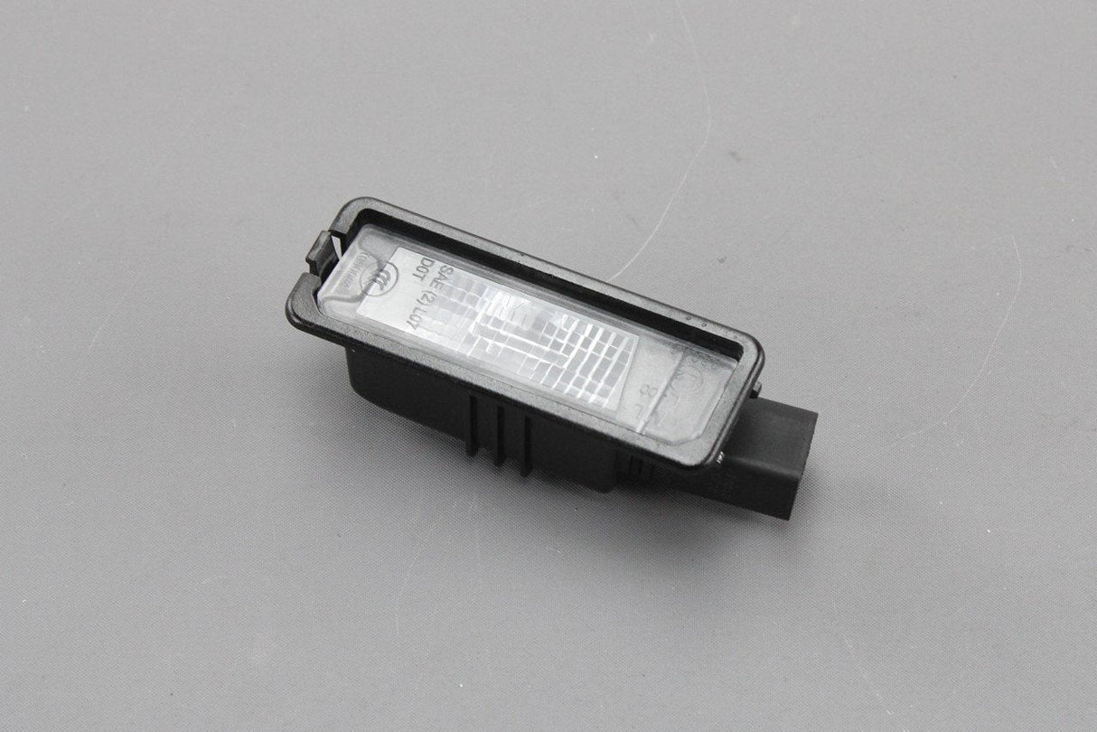 VW Amarok Beetle Golf Polo Scirocco LED number plate light 1K8943021