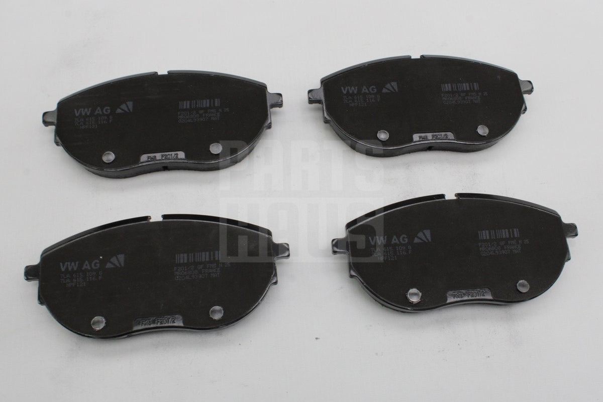 VW Transporter T6.1 2020-2024 brake pads set (front) 7LA698151E