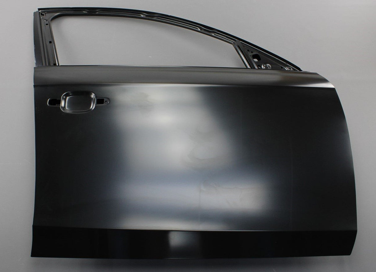 Audi A4 S4 RS4 B8 2008-16 door panel (front right) 8K0831052J