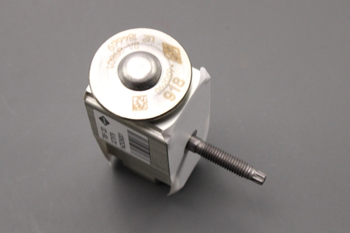 Land Rover Discovery Sport 15-on Evoque 19-on A/C control valve LR115694
