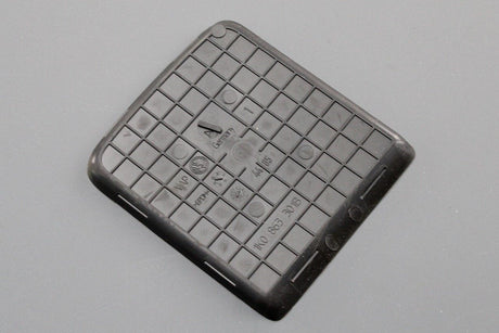 VW Golf MK5 MK6 Scirocco centre console rubber insert 1K0863301B 9B9