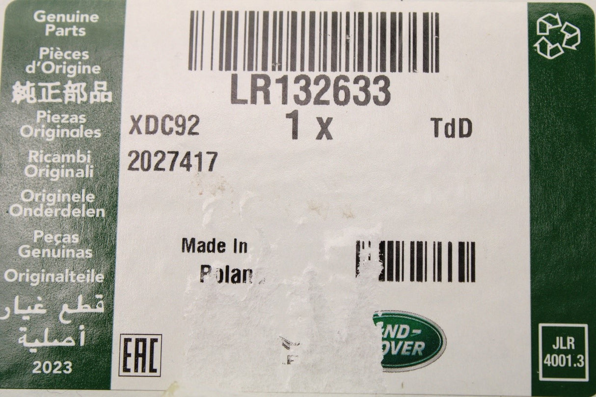 Land Rover Defender L663 20-on rear bumper insert cap (right) LR132633