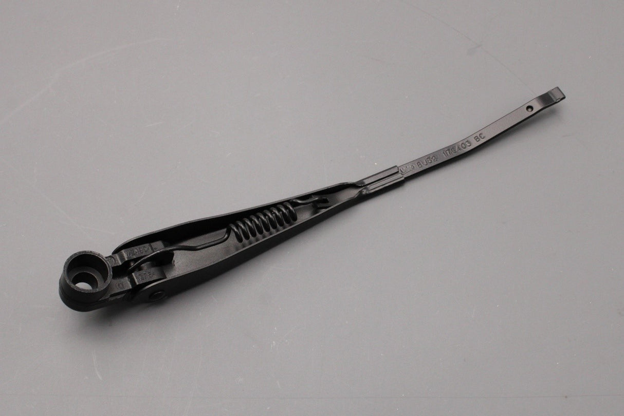 Range Rover Evoque L538 2012-18 wiper arm (rear) LR043869