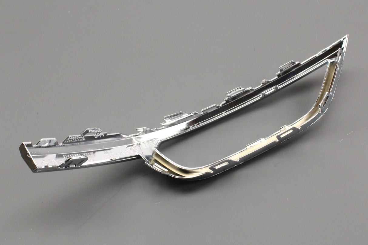 VW T-Roc 2018-on rear bumper chrome trim (right) 2GA807834A 2ZZ