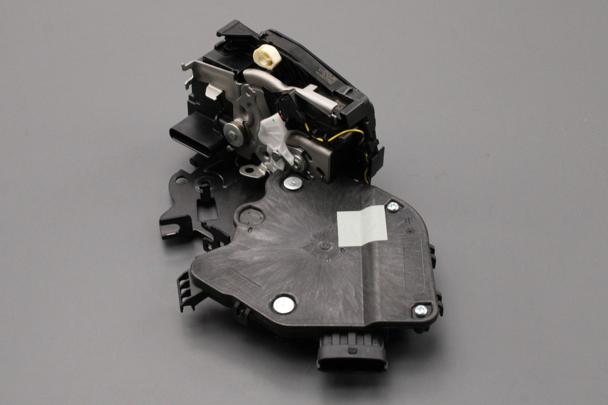 Land Rover Discovery 5 Range Rover 13-on front door lock (left) LR078730