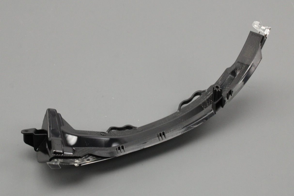 Audi A4 S4 RS4 A5 S5 RS5 16-on wing mirror indicator (right) 8W0949102A
