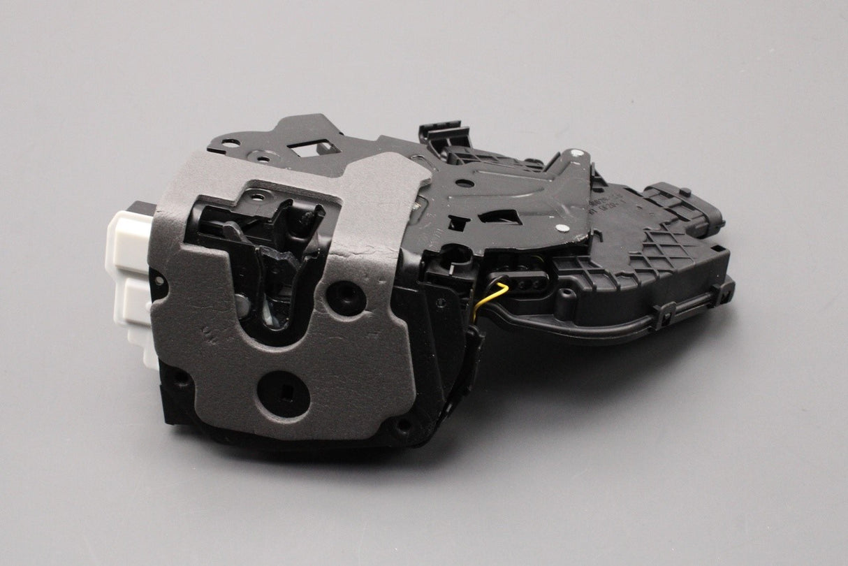 Land Rover Discovery 5 Range Rover 13-on front door lock (left) LR078730