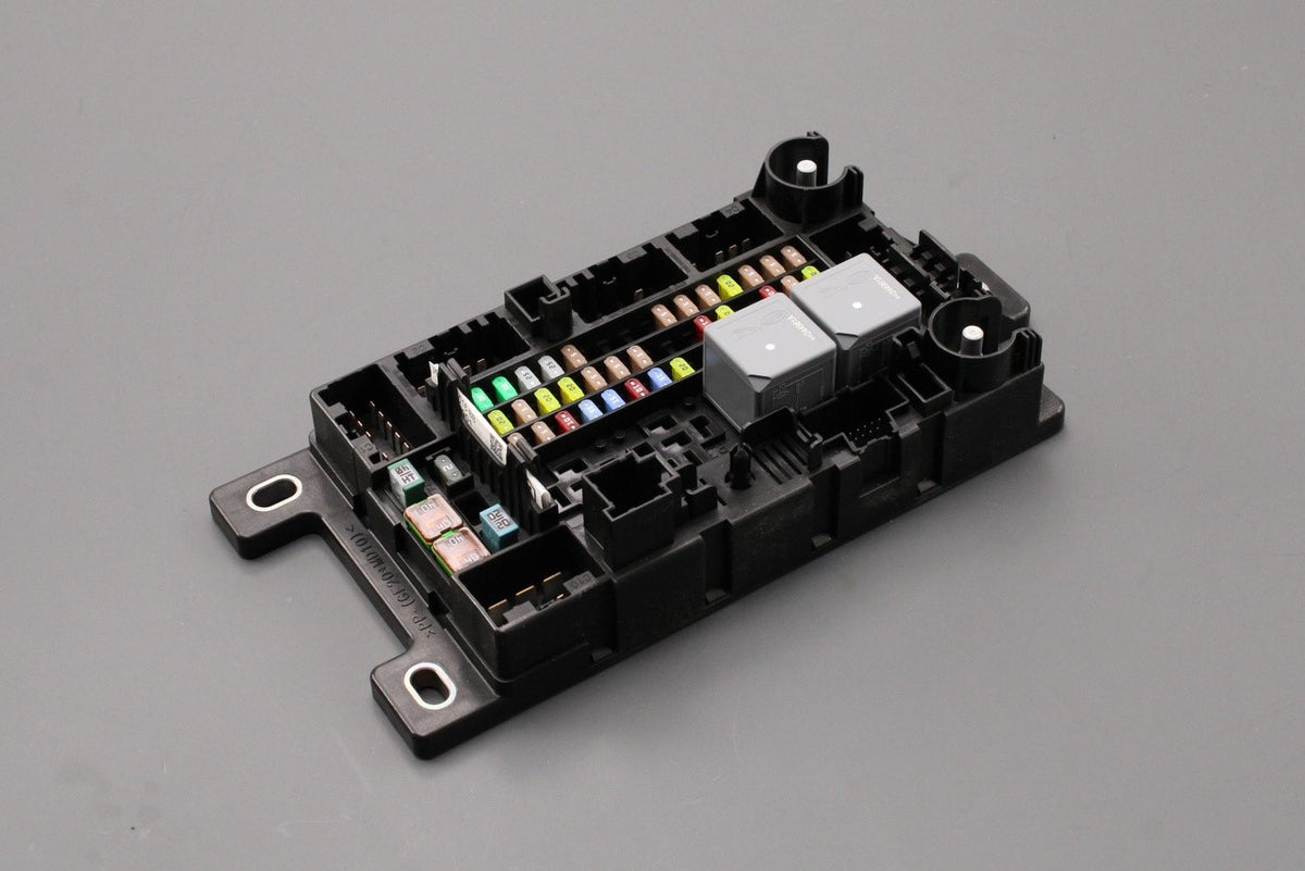 Jaguar E-Pace 2017-on interior fuse box J9C23211, view 1