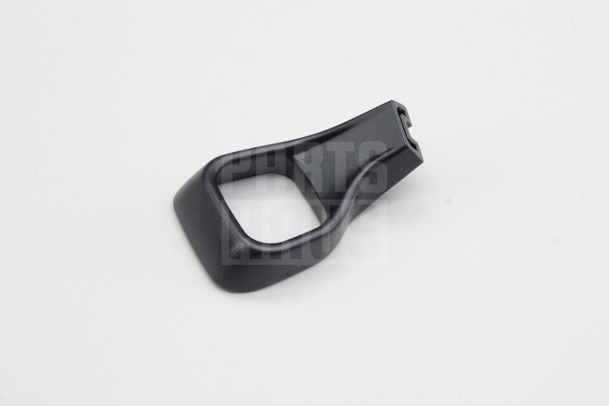 Audi A3 S3 RS3 8P TT TTRS R8 right front seat slide handle 8P0881232 9B9