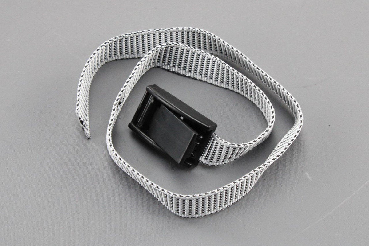 VW Audi Skoda SEAT tool kit holding retaining strap 5G0867749, view 1