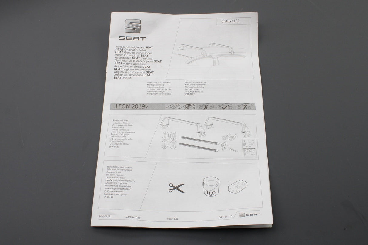 SEAT CUPRA Leon Hatchback 2020-on accessory roof bars 5FA071151