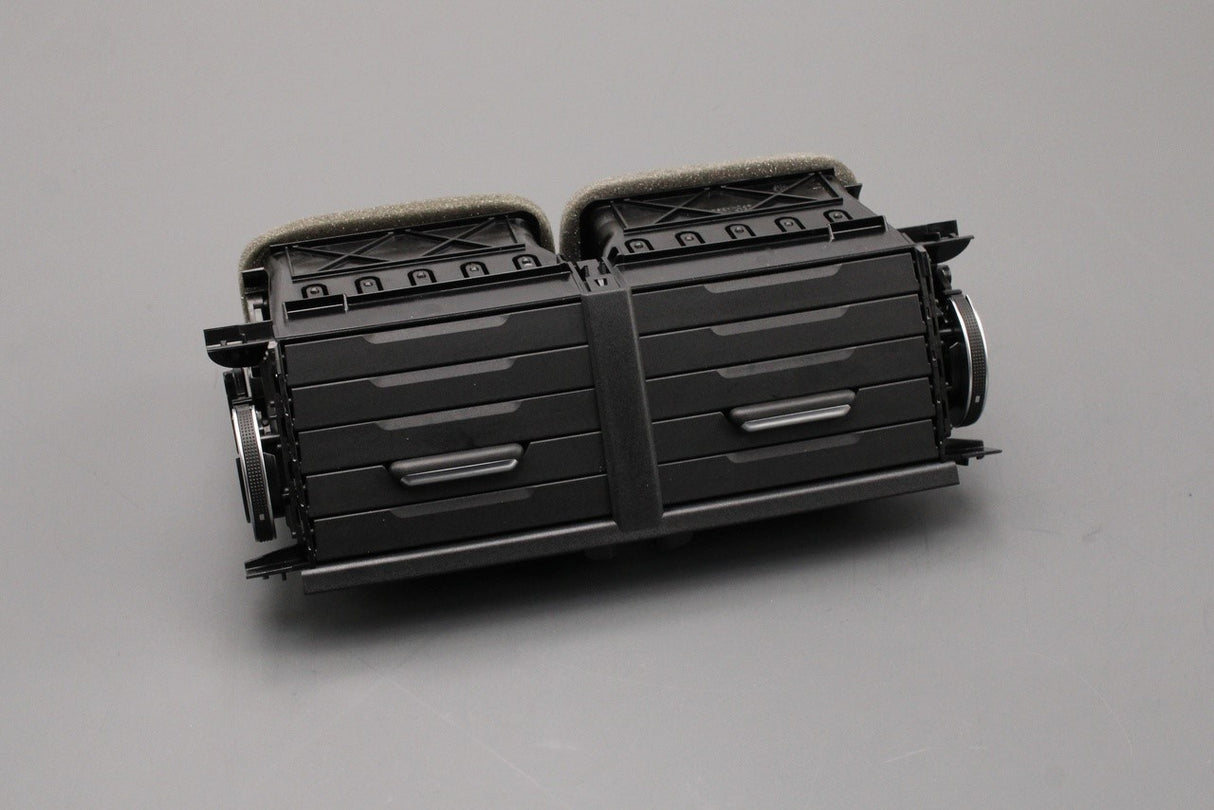 Range Rover Evoque 2012-18 centre dashboard air vents LR093917