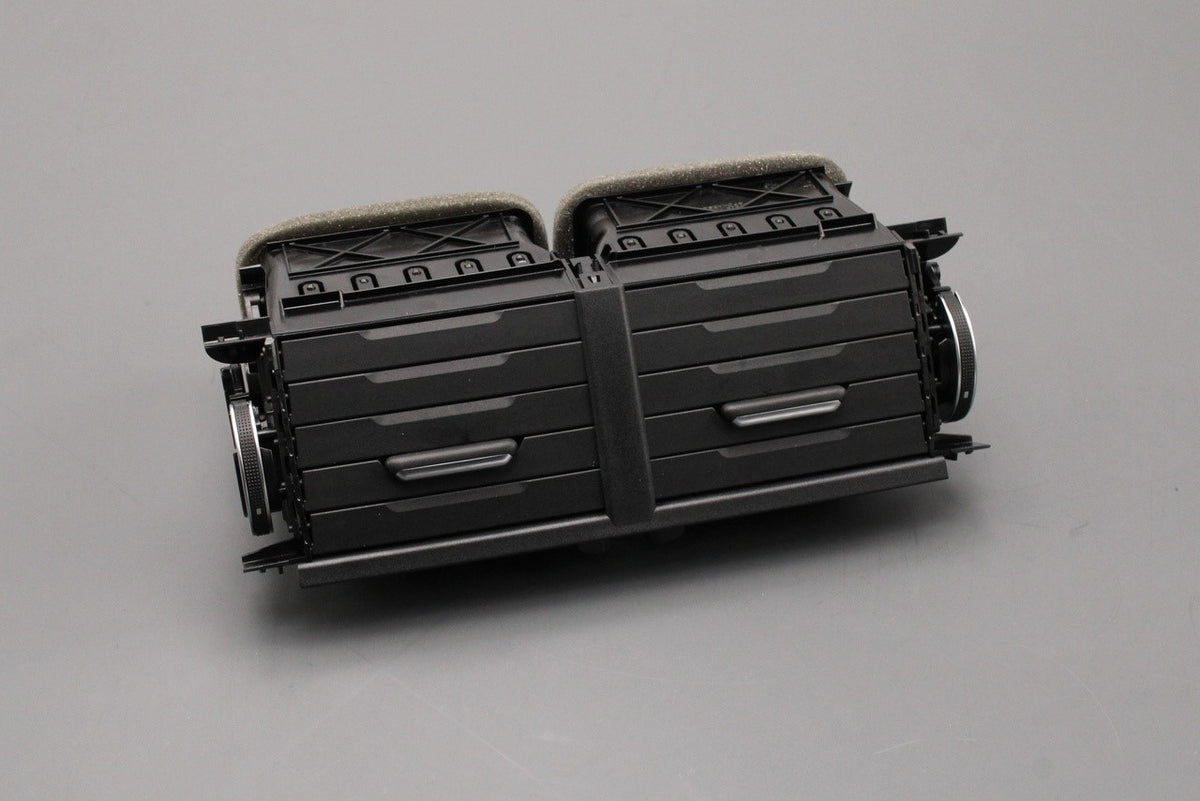 Range Rover Evoque 2012-18 centre dashboard air vents LR093917, view 1