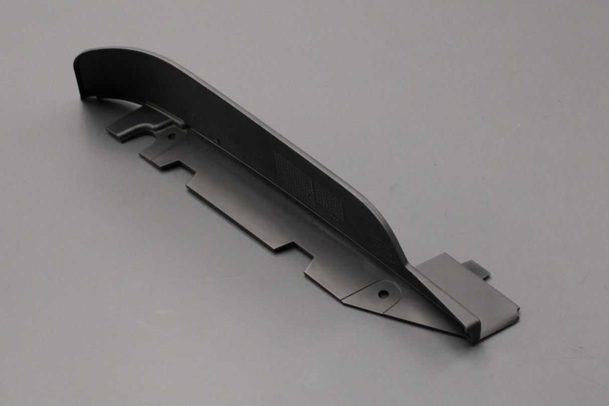 Land Rover Discovery Sport 2015-on front bumper trim (right) LR099381