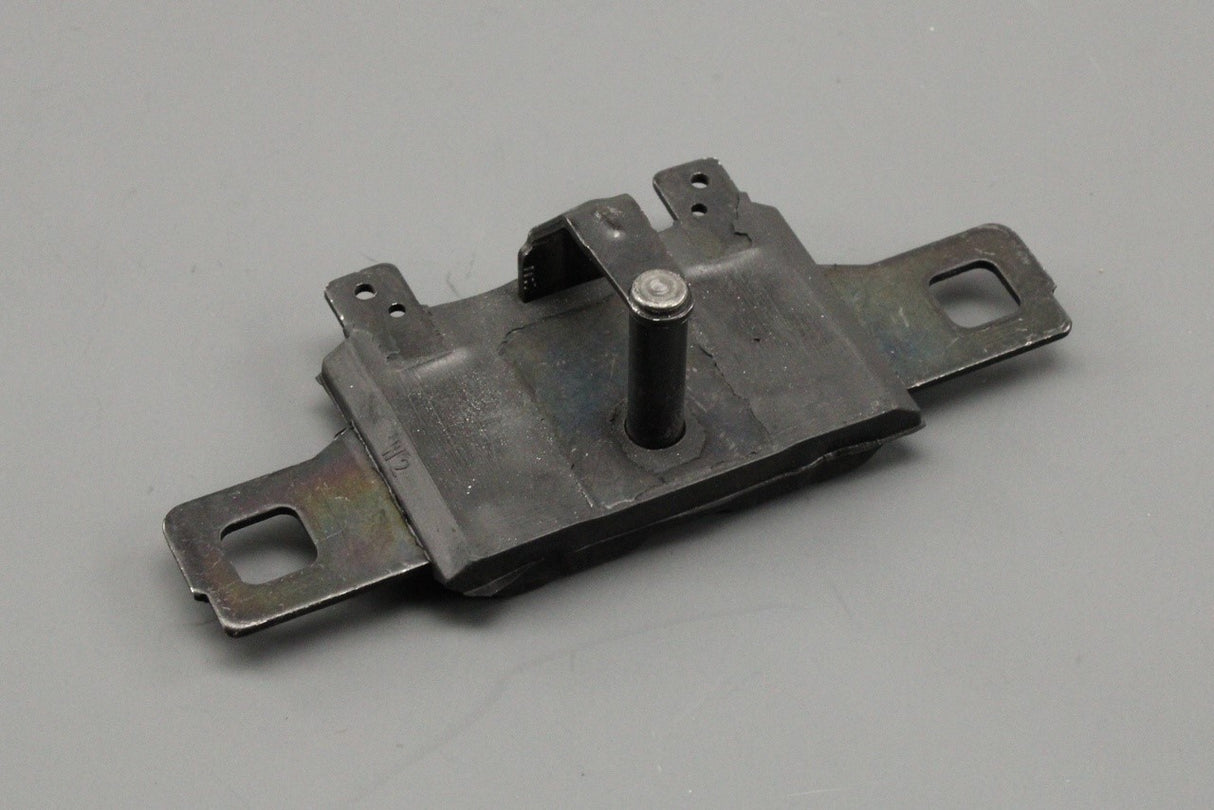 Audi Q7 Q8 RSQ8 tailgate boot lid lock striker catch 80A827507A