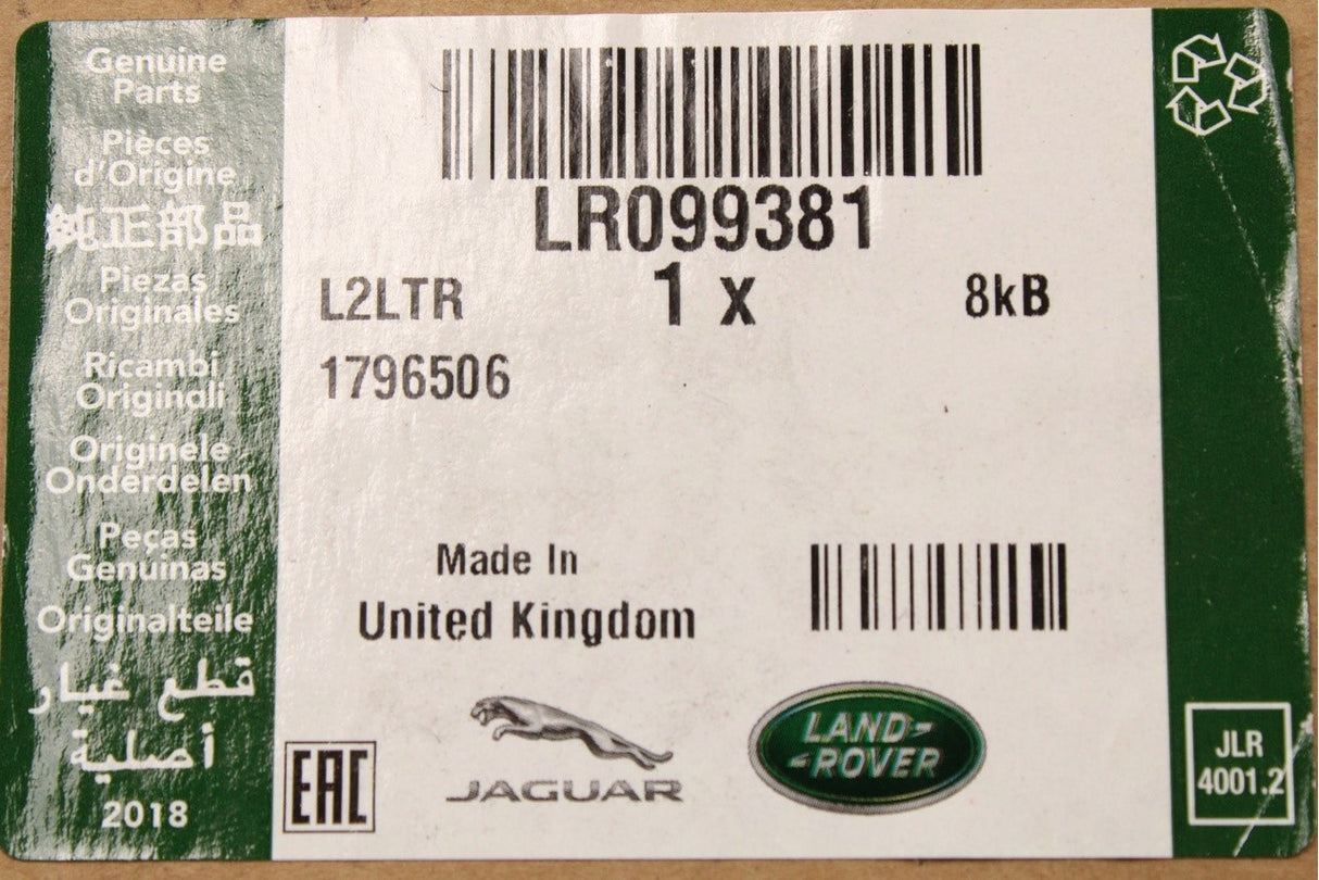 Land Rover Discovery Sport 2015-on front bumper trim (right) LR099381